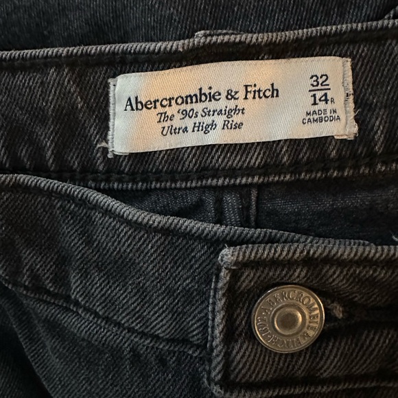 Abercrombie & Fitch Ultra High Rise 90s Straight Jean Black - Picture 10 of 12